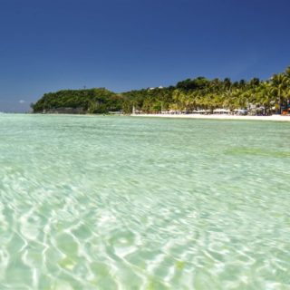 Γιατί οι Φιλιππίνες βάζουν «λουκέτο» στο τουριστικό νησί Μπορακάι;