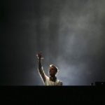 Σε αυτοκτονία αποδίδεται ο θάνατος του Avicii