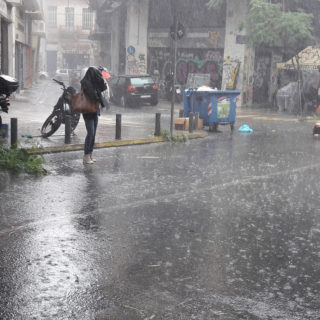 Έντονα προβλήματα σε όλη τη χώρα από το νέο κύμα κακοκαιρίας