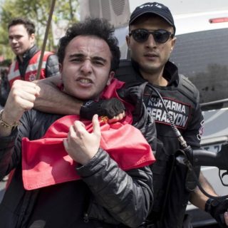 Κωνσταντινούπολη: δεκάδες συλλήψεις στη συγκέντρωση για την Πρωτομαγιά