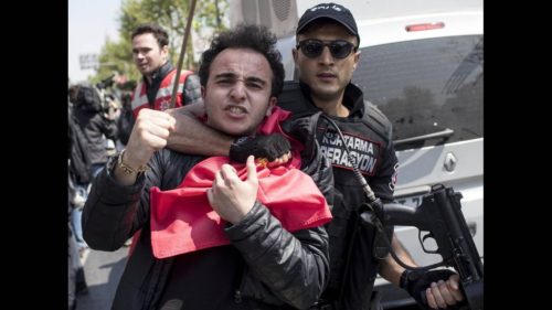 Κωνσταντινούπολη: δεκάδες συλλήψεις στη συγκέντρωση για την Πρωτομαγιά