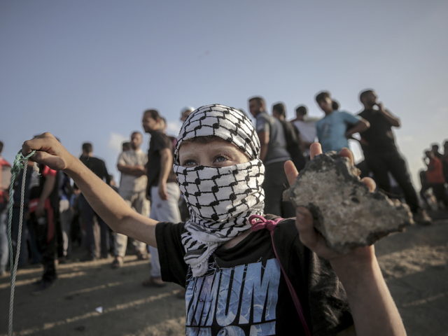 Νεκροί και τραυματίες στη Γάζα πριν τα εγκαίνια της πρεσβείας των ΗΠΑ στην Ιερουσαλήμ [ΒΙΝΤΕΟ]