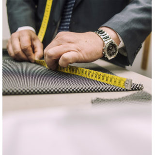 Από το 1947,  τρεις γενιές «Χριστάκη» βοηθούν τους Αθηναίους να πετύχουν την «σπρετσατούρα»