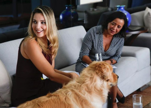 Η Πρώτη Κυρία της Βραζιλίας έπεσε με τα ρούχα της σε λίμνη για να σώσει τον σκύλο της