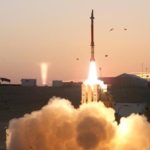 Συρία: Ισραηλινοί πύραυλοι έπληξαν αποθήκες όπλων κοντά στη Δαμασκό – Τουλάχιστον εννέα νεκροί