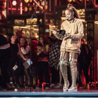 Mε το Icon Award τιμήθηκε η Janet Jackson στα φετινά Βillboard awards [ΒΙΝΤΕΟ]