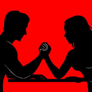 Έχει νόημα να έχεις το «πάνω χέρι» στη σχέση;