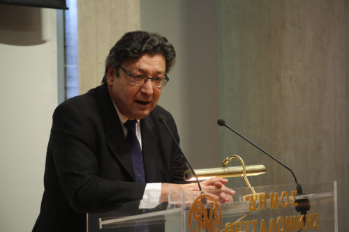 «Έφυγε» από την ζωή ο καθηγητής Βασίλης Καρύδης