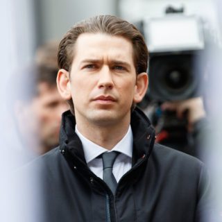 Η αυστριακή Βουλή ενέκρινε την θέσπιση 12ωρης ημερήσιας εργασίας