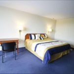 Σε αυτό το ξενοδοχείο οι πελάτες πληρώνονται για να …αρρωσταίνουν