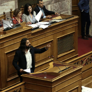 Ελεύθερος υπό όρους ο Κωνσταντίνος Μπαρμπαρούσης