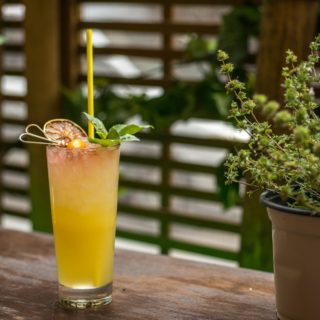 Κόκκινος Λωτός Presents  “Ultra Violence” Cocktail