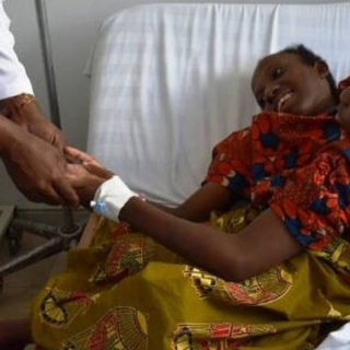 Τανζανία: Σιαμαίες δίδυμες πέθαναν με 15 λεπτά διαφορά σε ηλικία 21 ετών