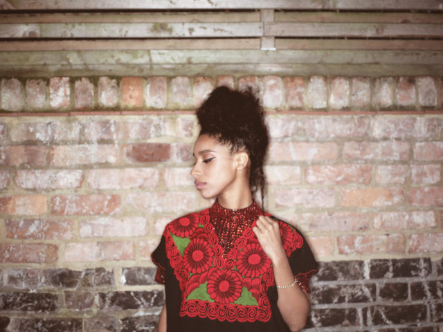 Για την Lianne La Havas, η Ελλάδα και η Τζαμάικα είναι τα πιο γαλήνια μέρη του κόσμου