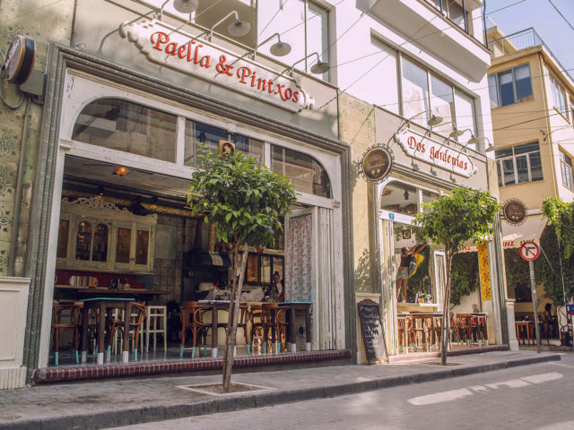 Dos Gardenias: Ένα τραγούδι αγάπης από την Κούβα του 1945 έγινε μπαρ που δεν δέχεται κρατήσεις στου Ψυρρή