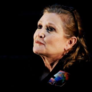 Η Carrie Fisher θα συμμετάσχει μετά θάνατον στη νέα ταινία Star Wars