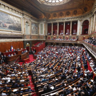 Γιατί η Γαλλική Εθνοσυνέλευση διέγραψε τη λέξη «φυλή» από το σύνταγμα της χώρας