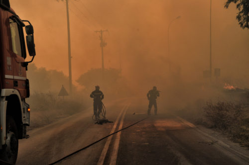 Εύβοια: Ισχυροί άνεμοι στην περιοχή, σε ετοιμότητα για εκκένωση χωριών