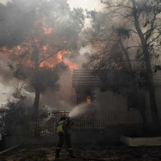 Αναχωρεί από την Κύπρο αποστολή για συνδρομή στην κατάσβεση των πυρκαγιών