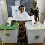 Πακιστάν: Τουλάχιστον 28 νεκροί σε βομβιστική επίθεση εναντίον εκλογικού κέντρου