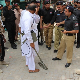 Πακιστάν: Τους 30 έφτασαν οι νεκροί από τη βομβιστική επίθεση στην πόλη Κουέτα