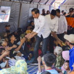 Ινδονησία: Μεγάλη επιχείρηση απεγκλωβισμού εκατοντάδων ανθρώπων