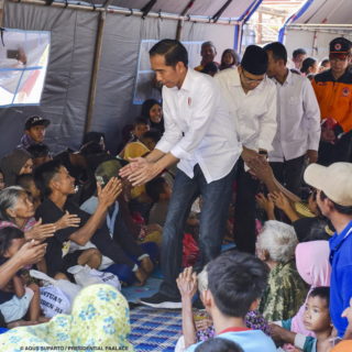 Αυξήθηκαν οι νεκροί από τον ισχυρό σεισμό στην Ινδονησία