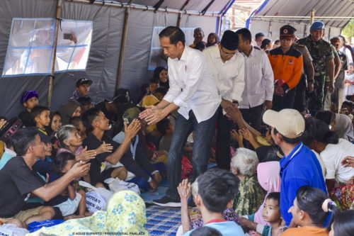 Αυξήθηκαν οι νεκροί από τον ισχυρό σεισμό στην Ινδονησία