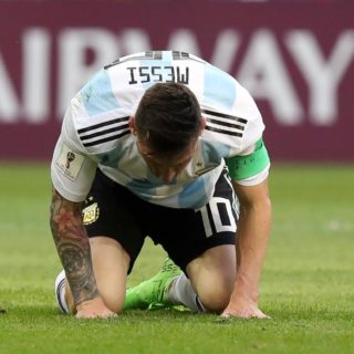 Το Μαρτύριο του Σίσυφου Μέσι και η Απάντηση στην Ερώτηση Ουρουwhy?