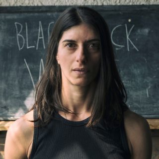 Λίντα Καπετανέα: «Θα ήθελα να μπορούσα να φυτέψω στην καρδιά των νέων παιδιών την περιέργεια για τις δυνατότητες του ανθρώπου»