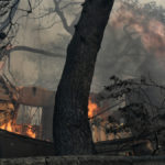 Μυτιλήνη: Δύο πυροσβέστες τραυματίστηκαν κατά τη διάρκεια επιχείρησης πυρόσβεσης