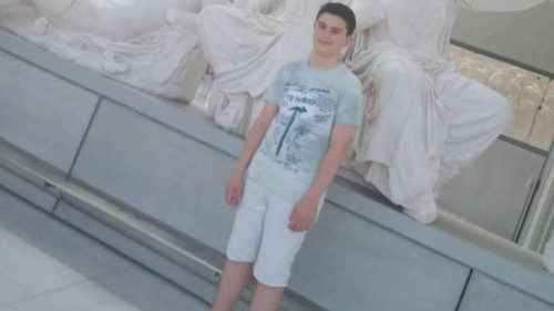 Νέο θρίλερ για έναν 13χρονο αγνοούμενο που τον εντόπισε ο πατέρας του σε φωτογραφίες