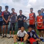 Εντοπίστηκαν τα 12 αγόρια που παραμένουν εγκλωβισμένα σε σπηλιά της Ταϊλάνδης