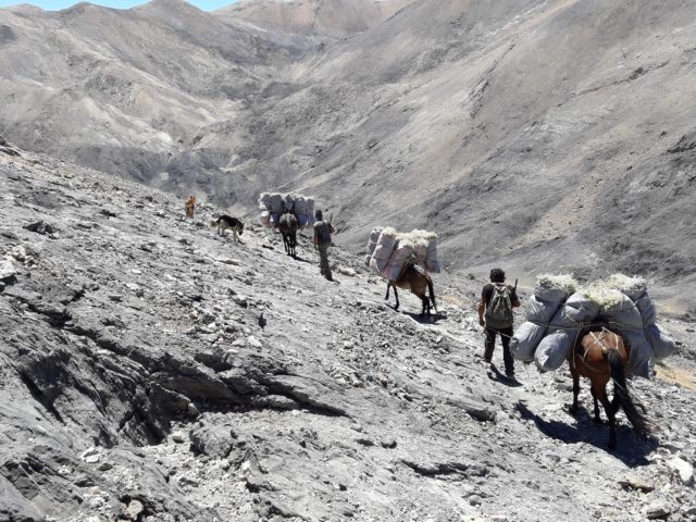 «Η Σφακιανή Οθόνη»: Πώς είναι να ζεις και να κοιτάζεις τα σύγχρονα Λευκά Όρη;