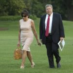 Την αμερικανική υπηκοότητα πήραν τα πεθερικά του Ντόναλντ Τραμπ