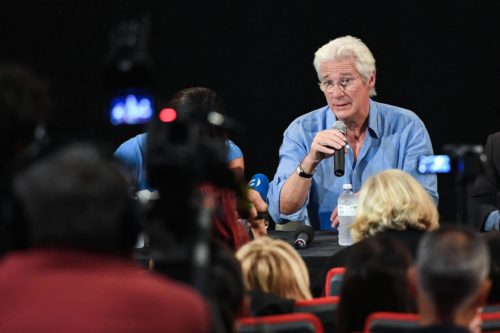 O Richard Gere ετοιμάζεται για το Κογκρέσο