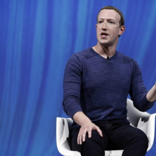 Το Facebook θέλει να γίνει στενότερος φίλος με τις τράπεζες