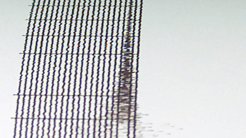 Ρωγμές σε σπίτια, κατολισθήσεις και πτώσεις βράχων από τον σεισμό στην ευρύτερη περιοχή της Καρδίτσας