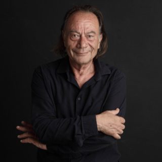 Ο Πάρις Σιγάλας, ο αμπελώνας της Σαντορίνης και ο θησαυρός που μπορεί να χαθεί χωρίς να το πάρουμε είδηση