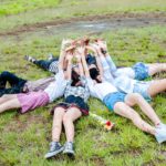 Πόσος χρόνος χρειάζεται για να «χτιστεί» μια φιλία – Η απάντηση των ειδικών