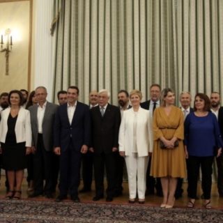 Ορκίστηκαν τα νέα μέλη της κυβέρνησης [ΒΙΝΤΕΟ]
