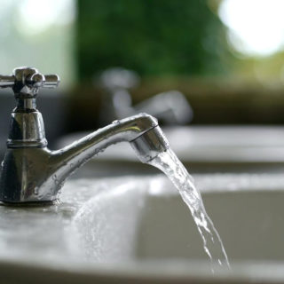 14 τρόποι να κάνεις οικονομία στο νερό: για το περιβάλλον και την τσέπη σου