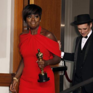 Μετανιωμένη δηλώνει η Βαϊόλα Ντέιβις για τον ρόλο της στην ταινία «The Help» που της χάρισε υποψηφιότητα για Όσκαρ