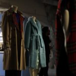 H Burberry σταματάει την καταστροφή προϊόντων της που δεν έχουν πωληθεί και την χρήση αληθινής γούνας