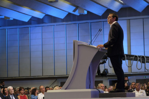 Ικανοποιημένοι οι θεσμοί από τις μετριοπαθείς ανακοινώσεις Τσίπρα