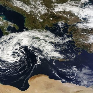 Πολύ αυξημένη η πιθανότητα σχηματισμού μεσογειακού κυκλώνα απόψε – Τι είναι και πως δημιουργούνται