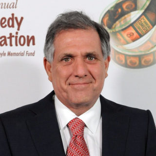 Παραιτήθηκε o πρόεδρος του ΔΣ και διευθύνων συμβουλος του CBS Λέσλι Μούνβες μετά τις νέες καταγγελίες για σεξουαλικές επιθέσεις