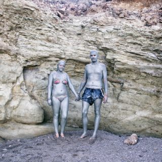 Ο Δημήτρης Σακαλάκης φωτογράφισε ένα καλοκαιρινό μπάνιο στην Πάρο που οδηγεί στην κάθαρση