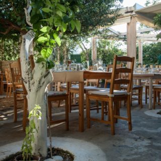 Τι μου έμαθε αυτό το καλοκαίρι για το φαγητό στην ταβέρνα