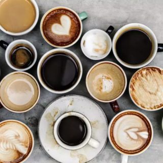 Πώς να γλυκάνεις τον καφέ σου αν κόψεις τη ζάχαρη